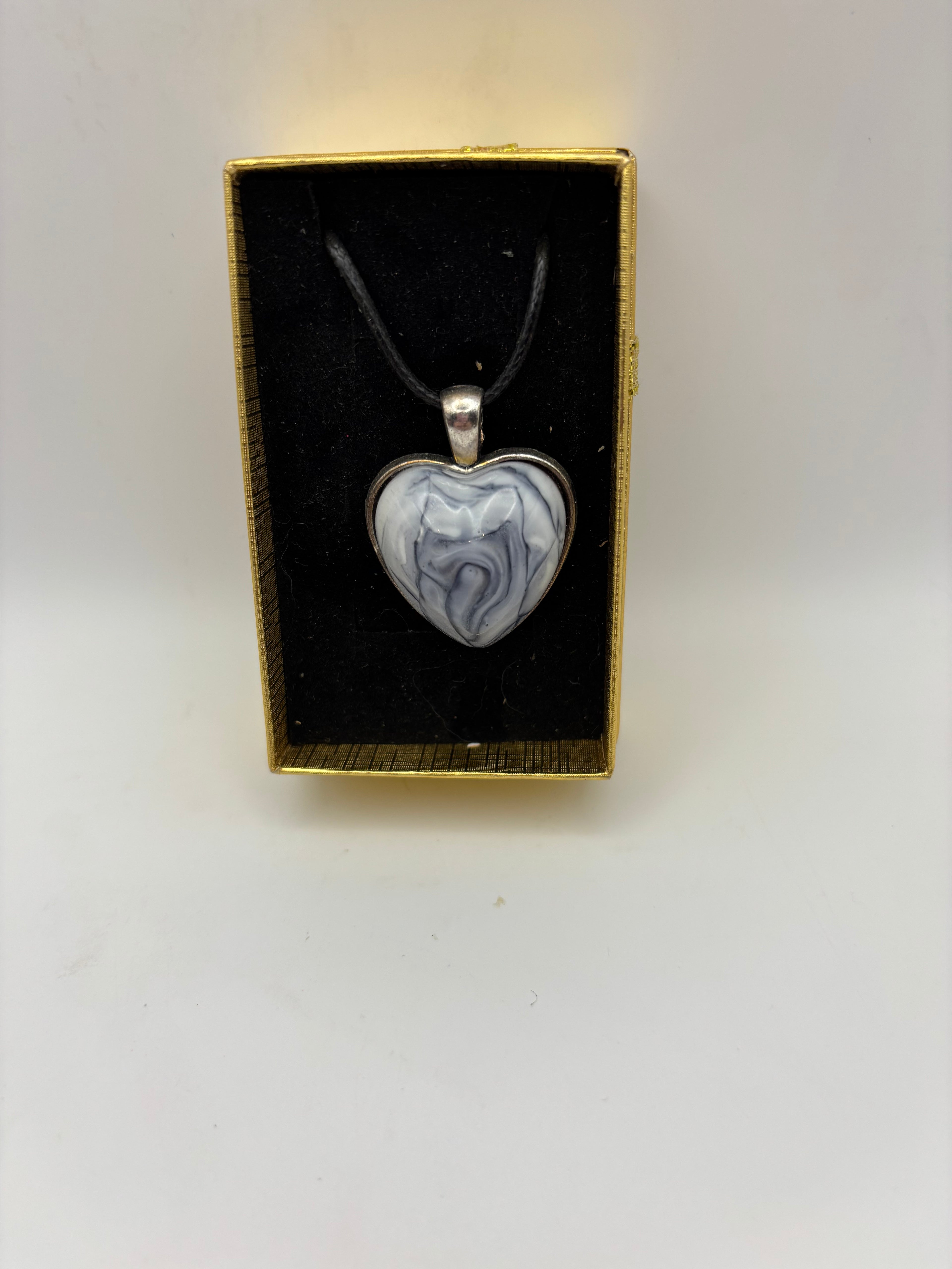 Resin pendant necklace